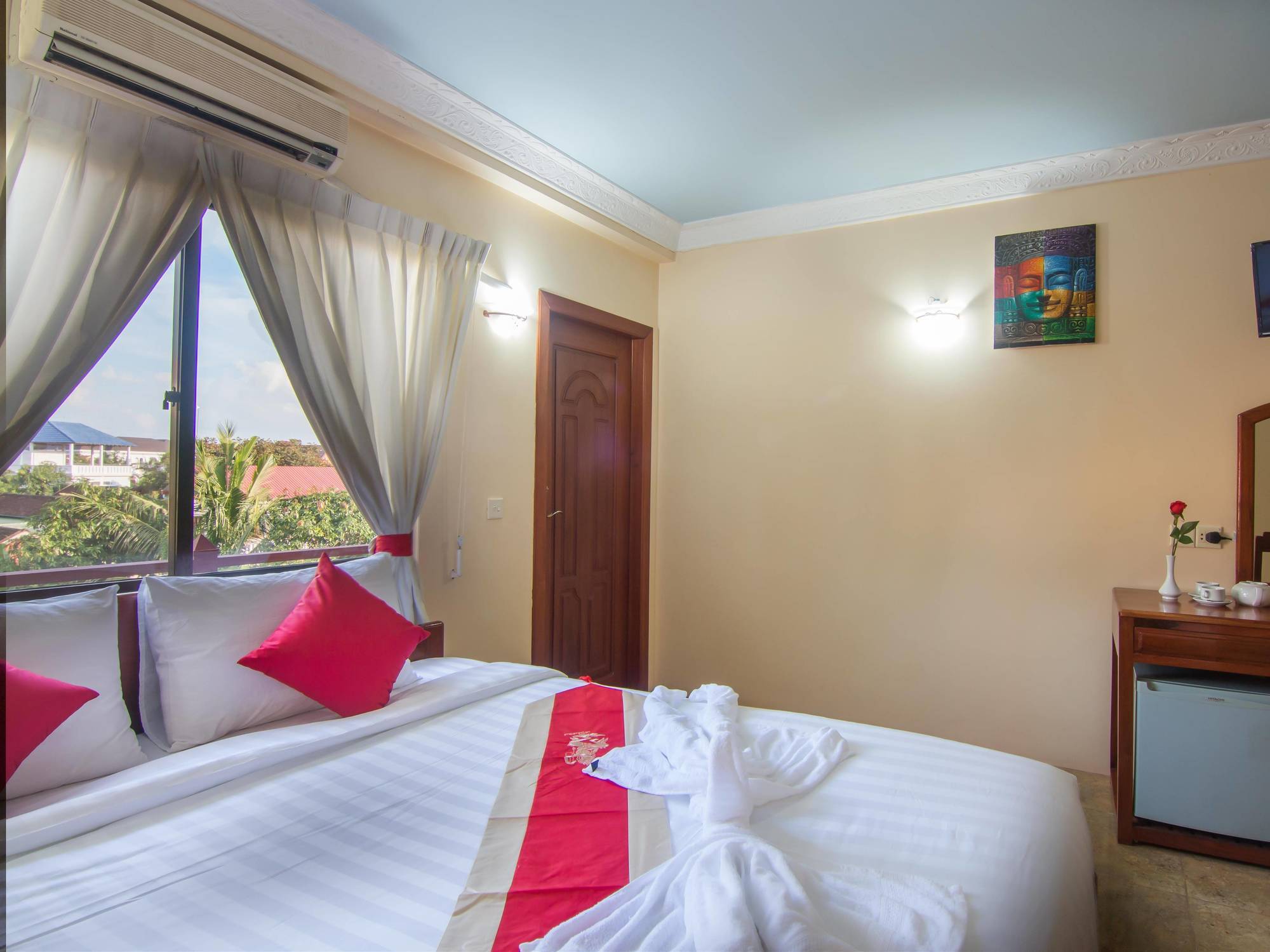 Noni Tree Hostel Siem Reap Buitenkant foto